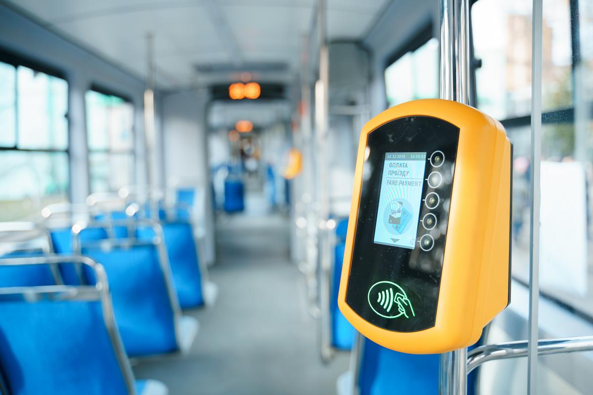В общественном транспорте Пензы, Саранска и Мордовии вводится безналичная оплата проезда​